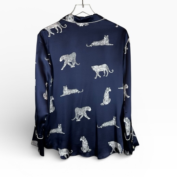 PETITE PLUME Women's Large 100% Silk Navy Animal Print Pajama Button Shirt Shirt - Picture 5 of 6